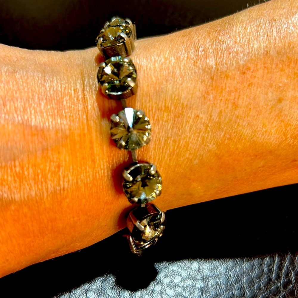 Sabika Swarovski Elegant Silver Crystal Bracelet